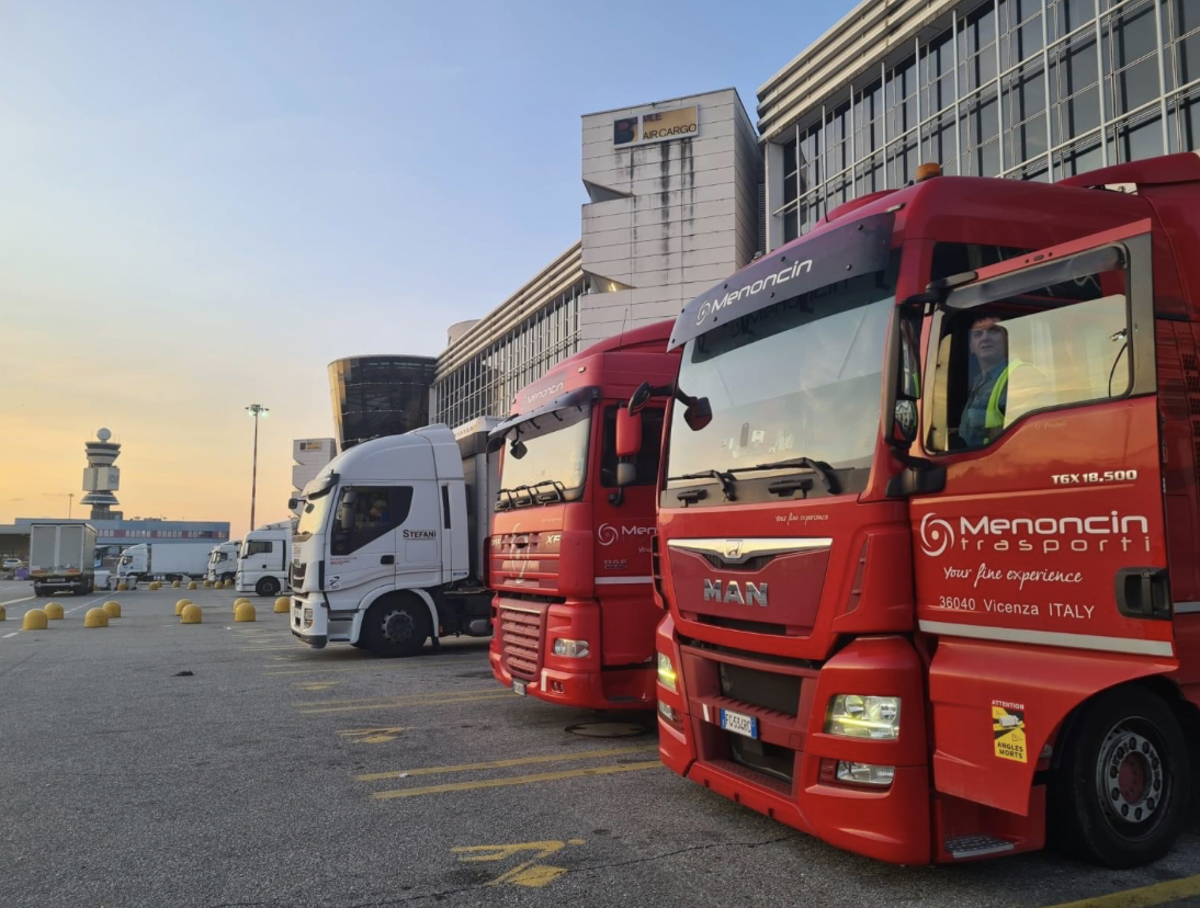 camion menoncin trasporti aereoporto linate